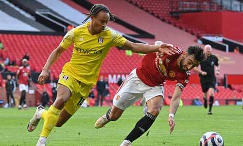 卡瓦列尼戈尔曼联合队确定英格兰超级联赛亚军。 主场1-1战平富勒姆取得了关键的一分。